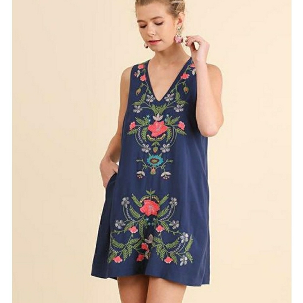 Umgee Pocket Dress with floral embroidery